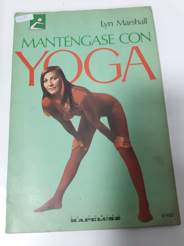 Manténgase Con Yoga