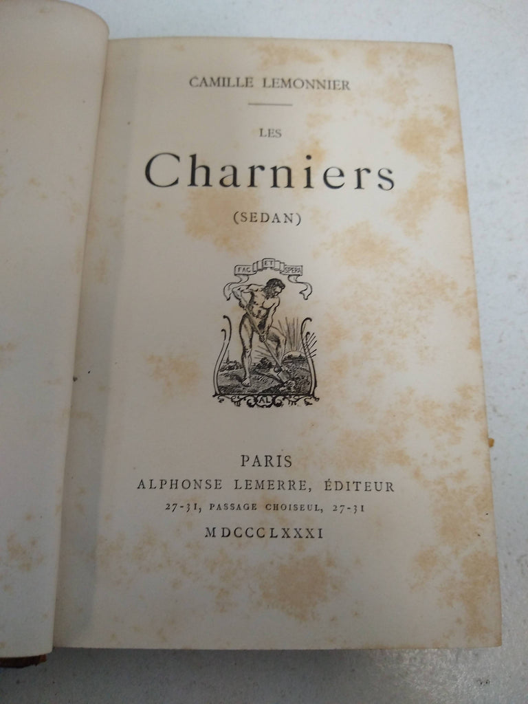 Les charniers