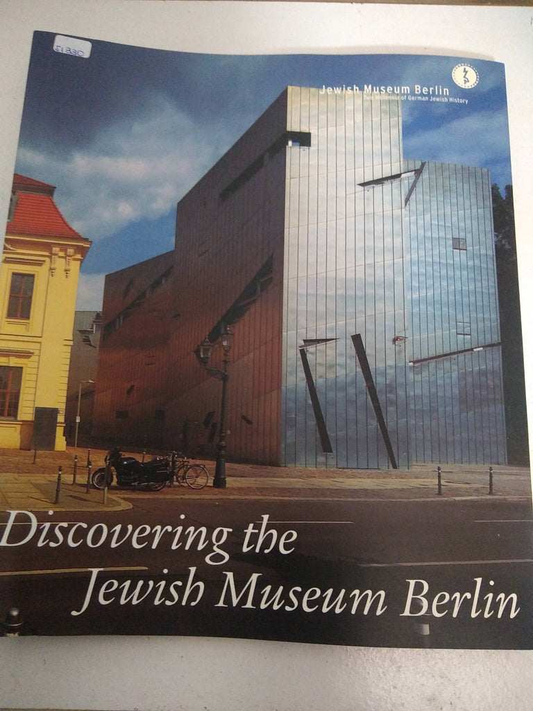 Discovering the jewish Museum Berlin