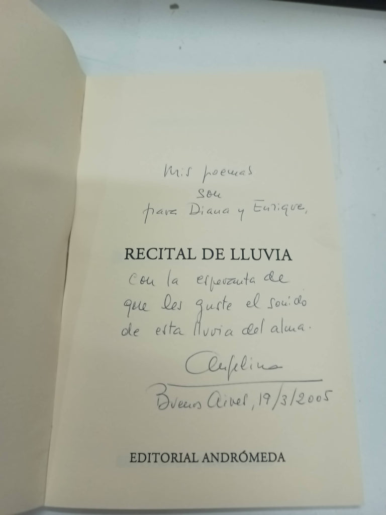 Recital de lluvia - Firmado por la autora